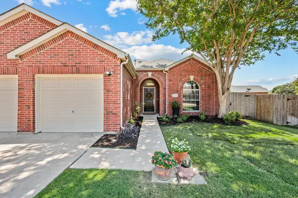 8404 Island Court, Fort Worth, TX 76137