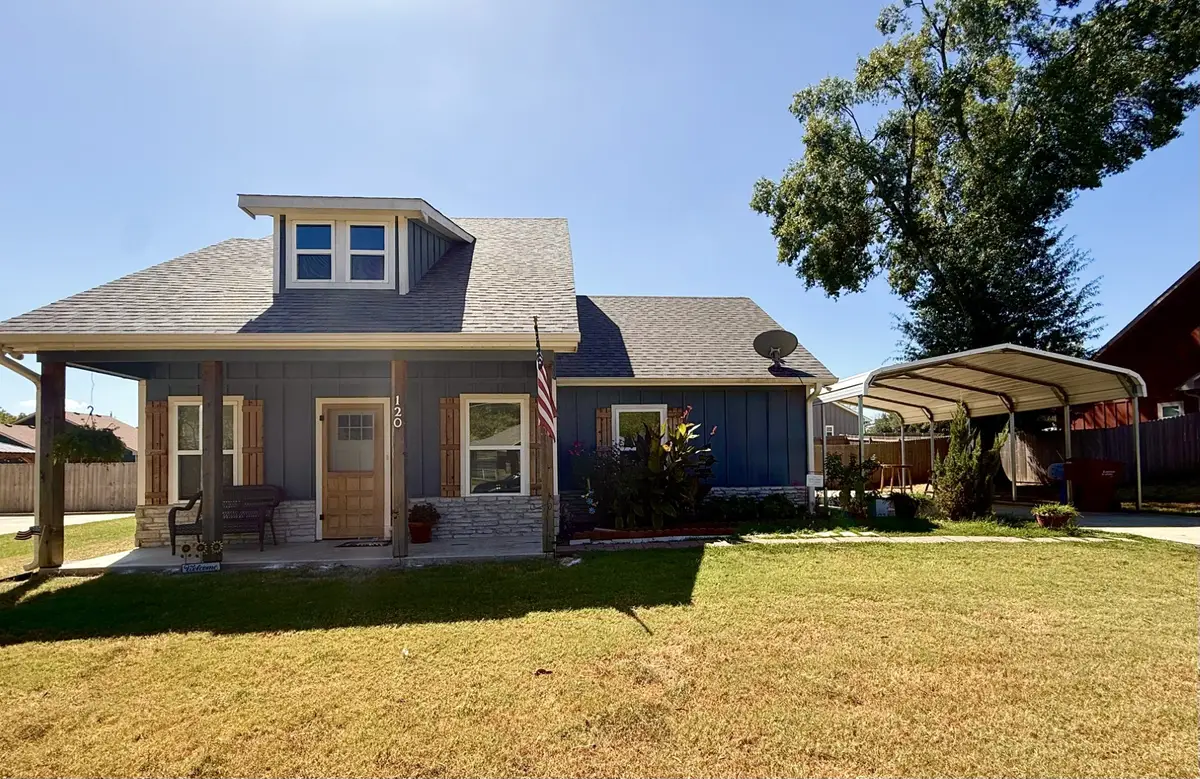 120 W Fairview Street, Blossom, TX 75416 - #1