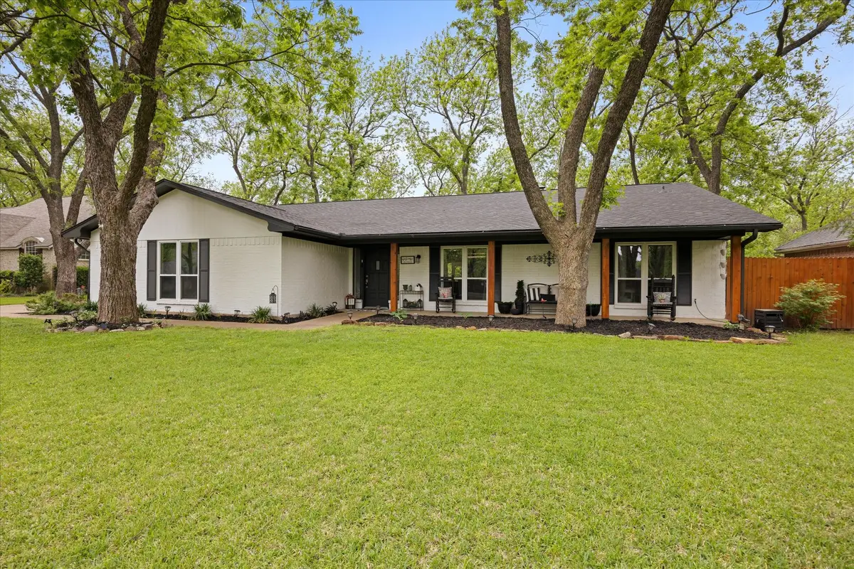 8513 Ravenswood Road, Granbury, TX 76049 - #1