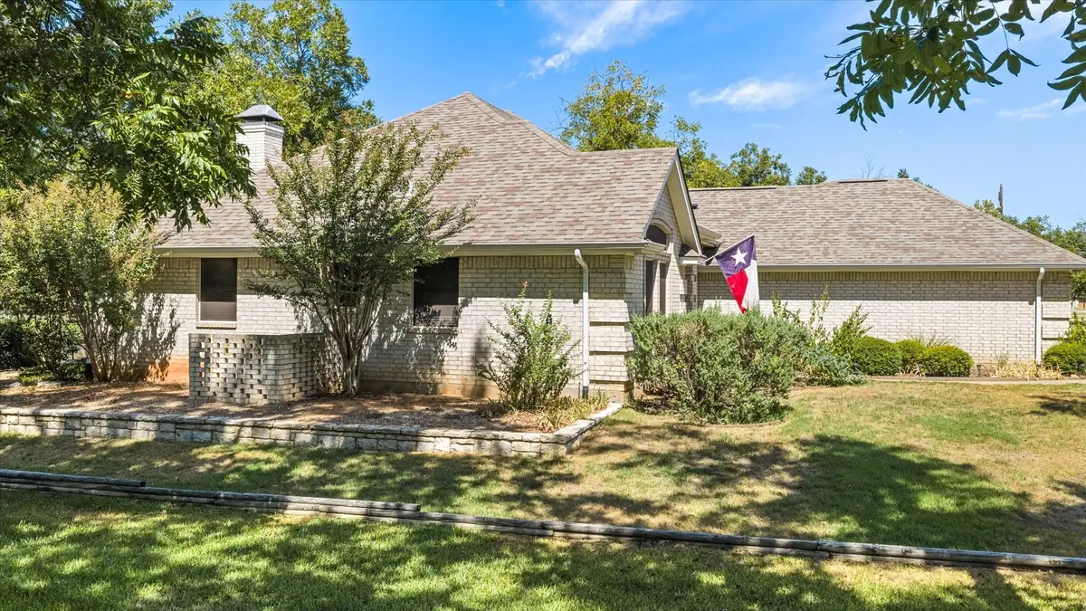 9008 Magnolia Vale Drive, Granbury, TX 76049 - #1