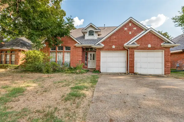 3312 Paint Brush Lane, Bedford, TX 76021