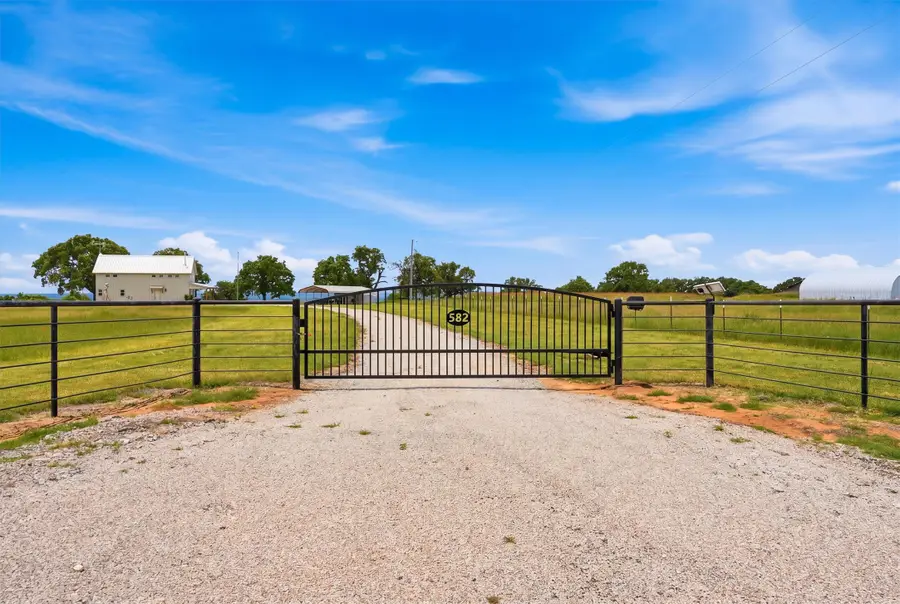 582 Clara Lane, Santo, TX 76472 - #2
