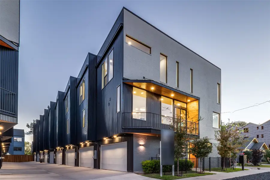 426 W 9th Street #106, Dallas, TX 75208 - #2