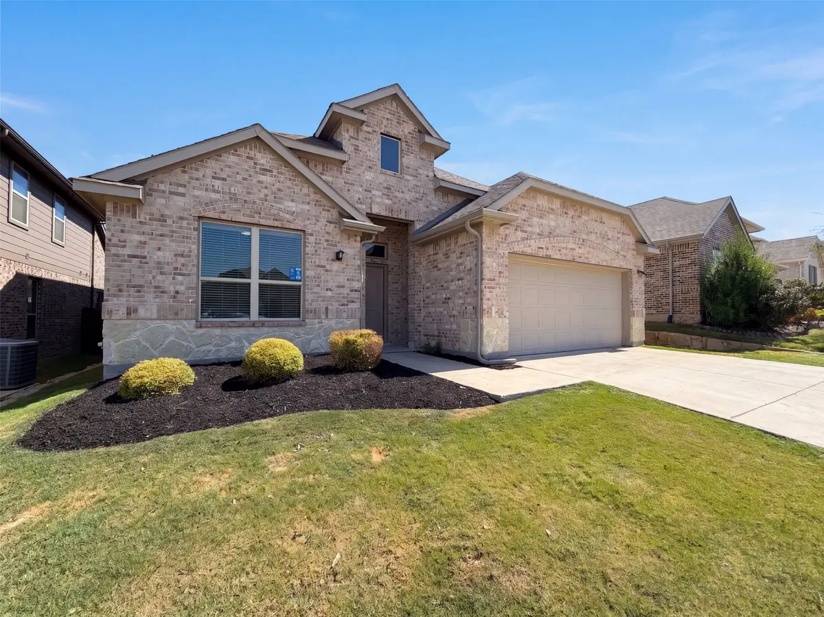 14316 Spitfire Trail, Justin Roanoke, TX 76262 - #1