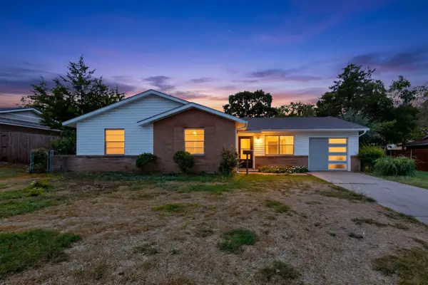 2942 Candlewick Lane, Farmers Branch, TX 75234