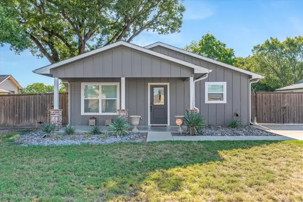 309 S Crockett Street, Edgewood, TX 75117
