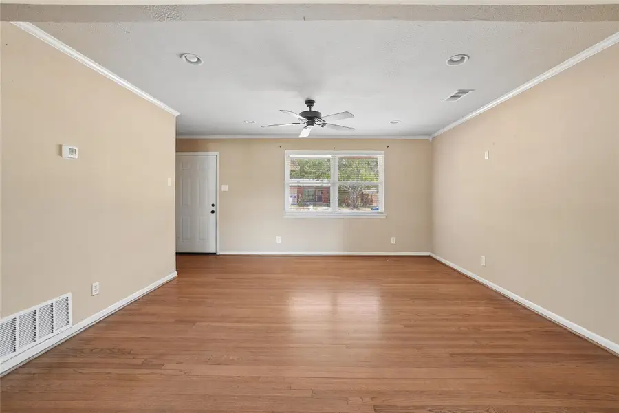 2604 Globe Avenue, Dallas, TX 75228 - #3