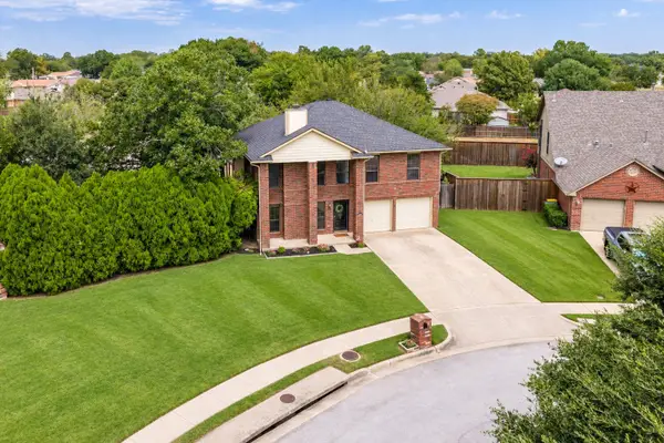 7217 Mccoy Drive, Watauga, TX 76148