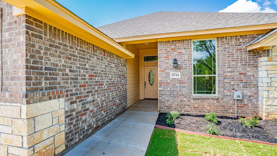 2714 Austin Drive, Granbury, TX 76048 - #2