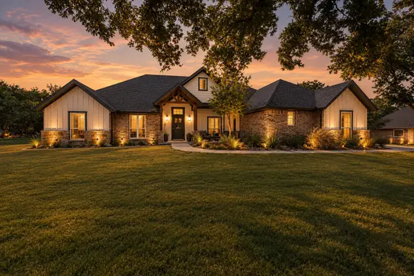 1075 Knoxmiller Court, Weatherford, TX 76088