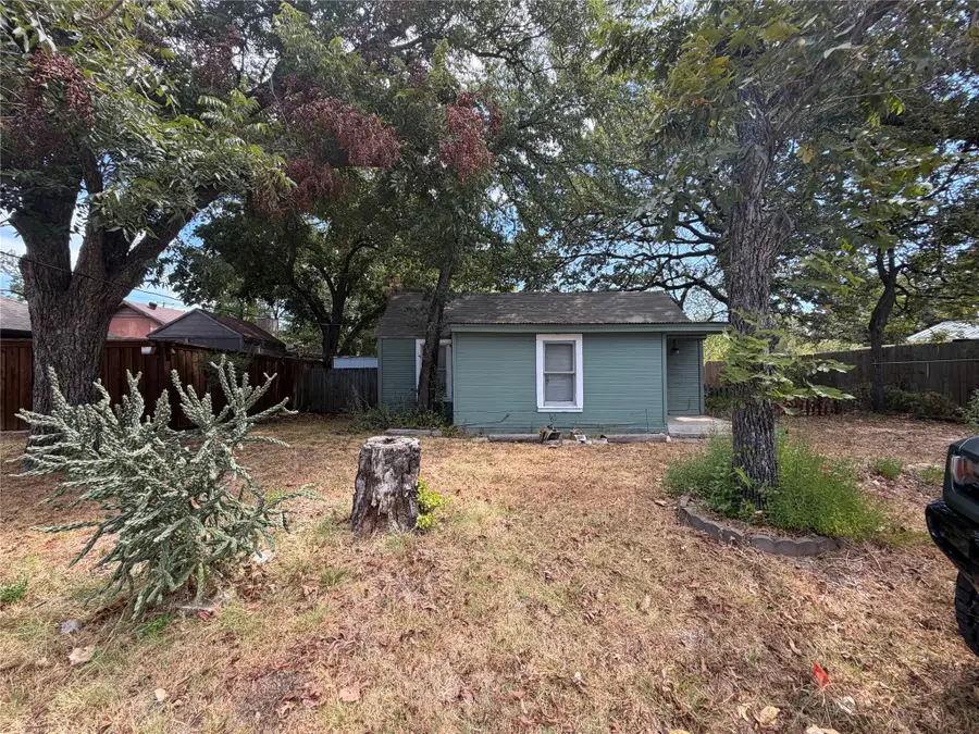 2813 Milam Street, Fort Worth, TX 76112 - #3