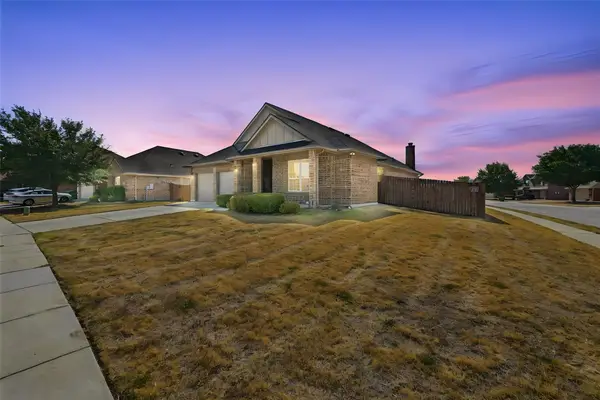 202 Belgian Street, Waxahachie, TX 75165