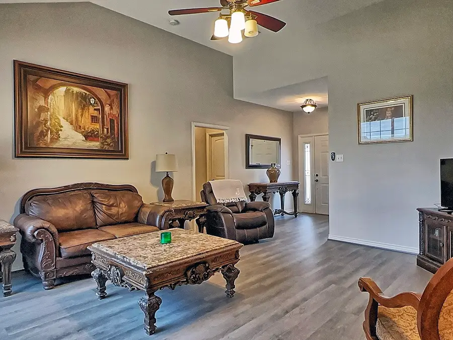 5721 Suncrest Drive, Athens, TX 75752 - #2