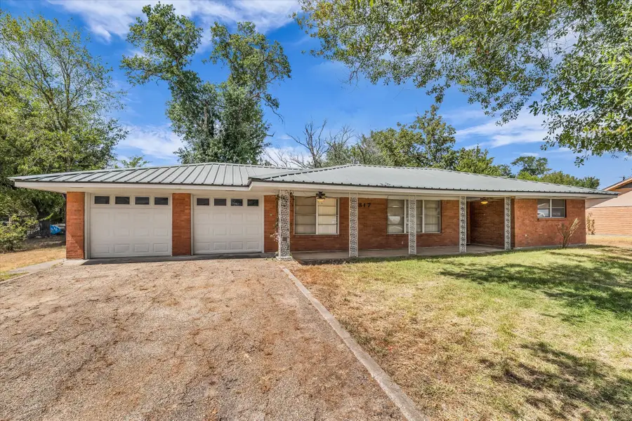 817 E Holly Lane, Mexia, TX 76667 - #2