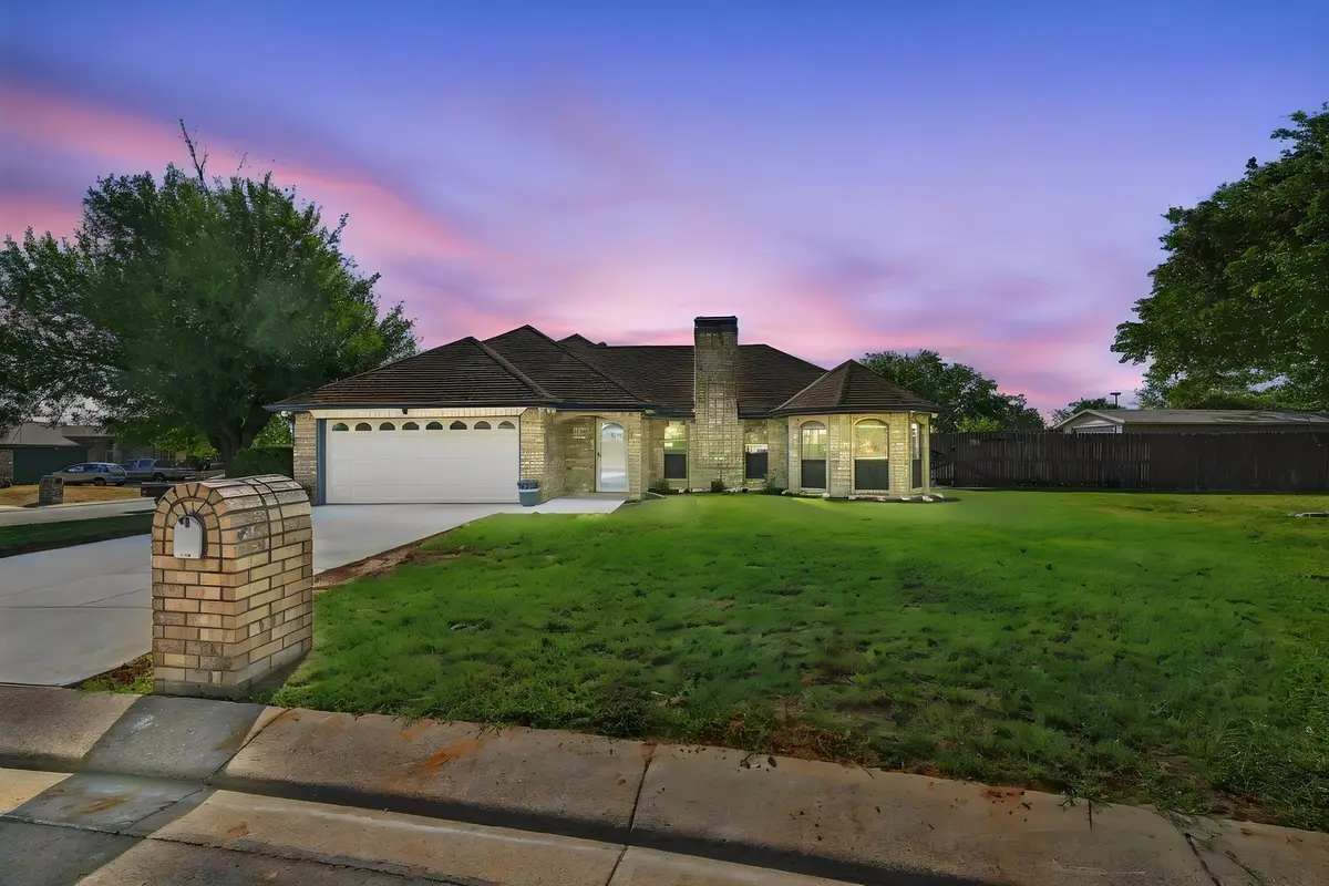 10201 Maverick Drive, Fort Worth, TX 76108 - #1