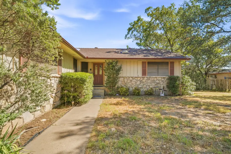 4017 Dakota Trail, Granbury, TX 76048 - #2