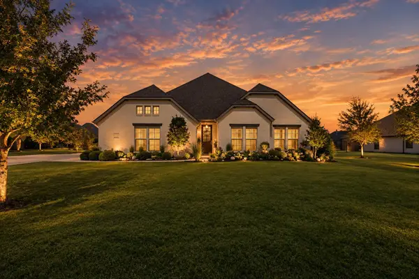1110 Denton Creek Drive, Justin, TX 76247