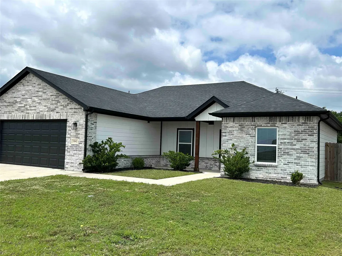 3840 Skylane Avenue, Corsicana, TX 75110 - #1
