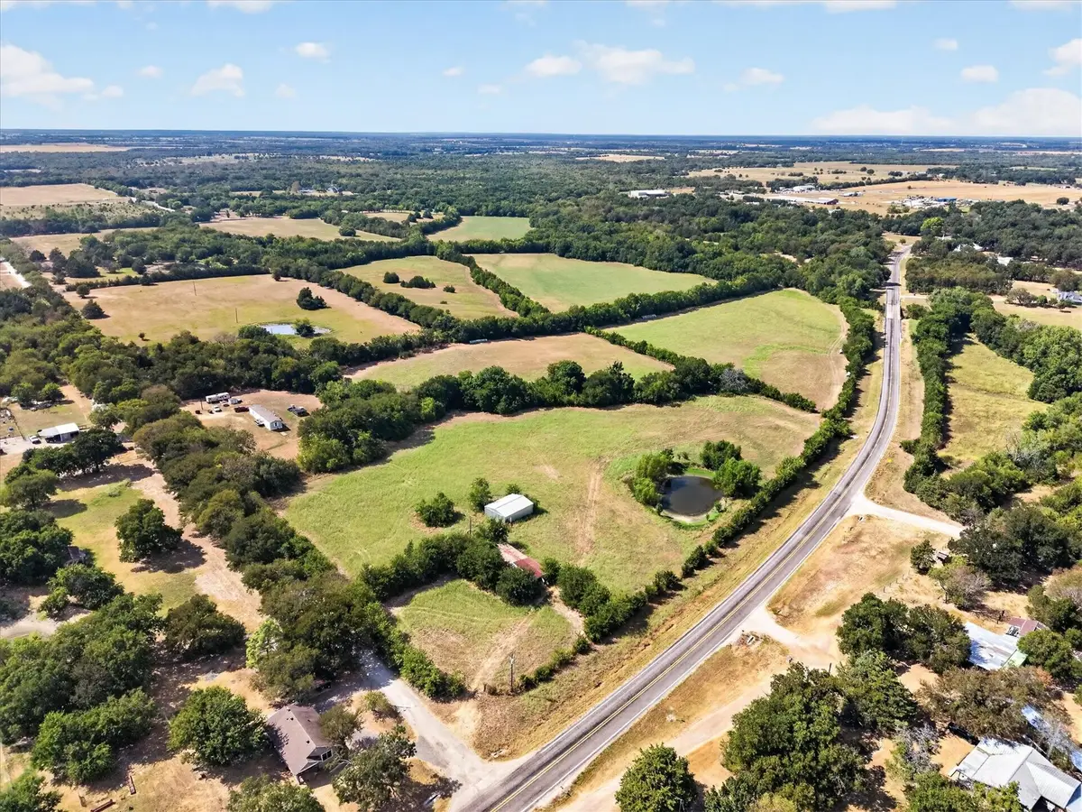 913 County Road 4232, Bonham, TX 75418 - #1