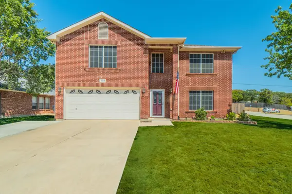 2016 Brazos Drive, Corinth, TX 76210