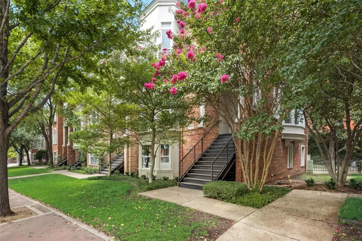 2205 Canton Street #111, Dallas, TX 75201 - #1