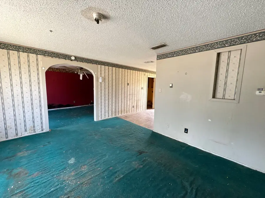 741 Calvert Street, Sulphur Springs, TX 75482 - #3