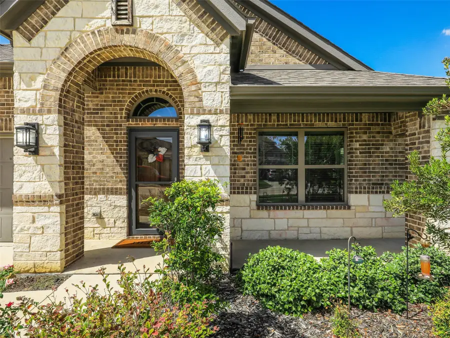 1916 Nightfall Drive, Alvarado, TX 76009 - #3