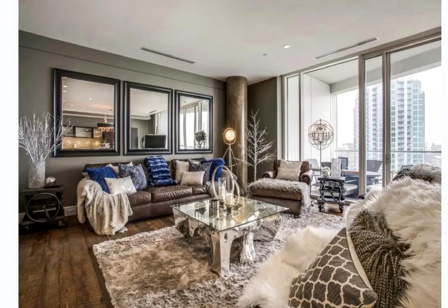 2408 Victory Park Lane #1034, Dallas, TX 75219 - #2