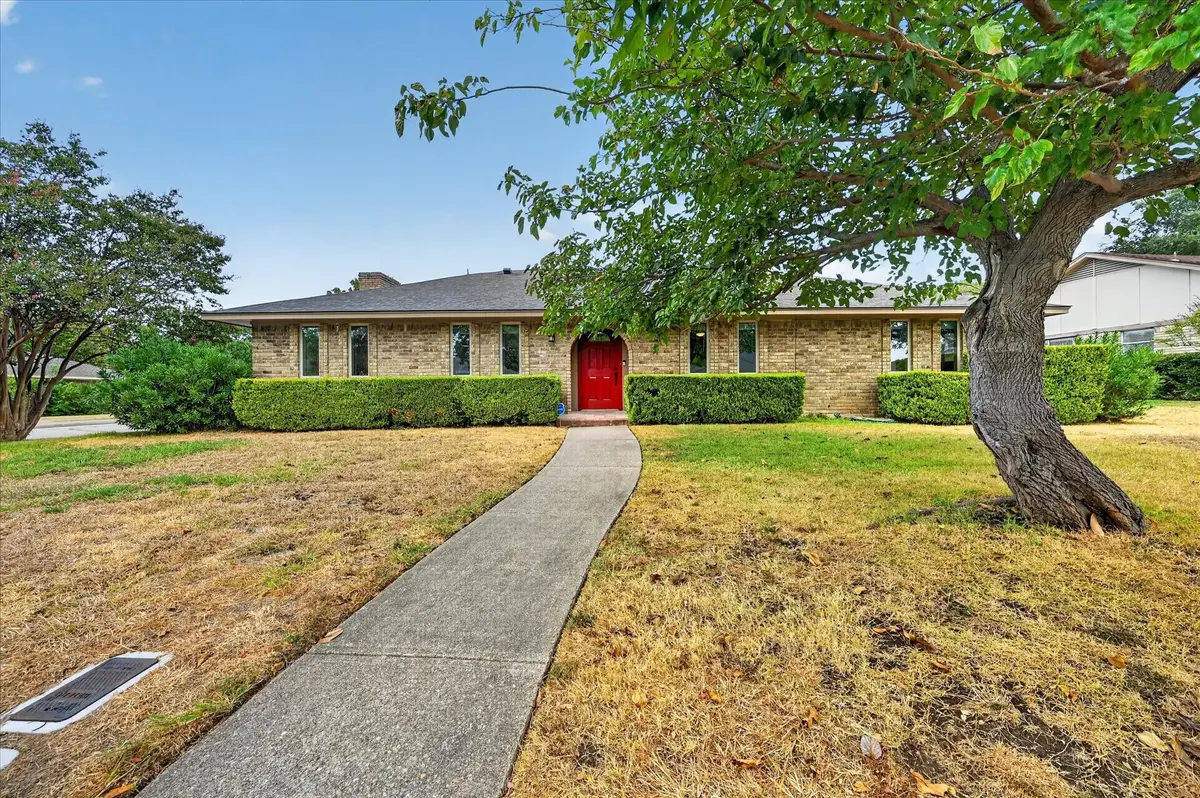 215 Roma Drive, Duncanville, TX 75116 - #1