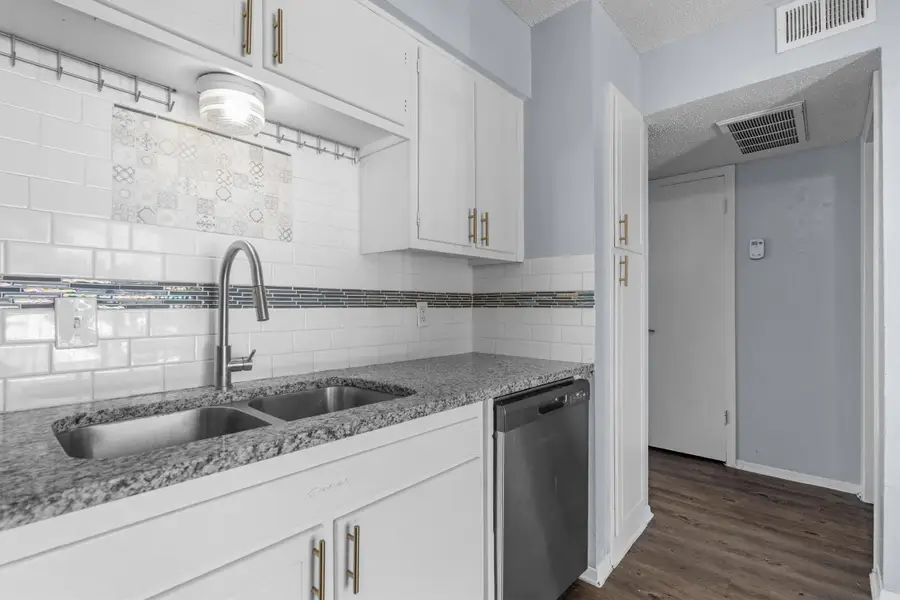 5606 Boca Raton Boulevard #247, Fort Worth, TX 76112 - #3