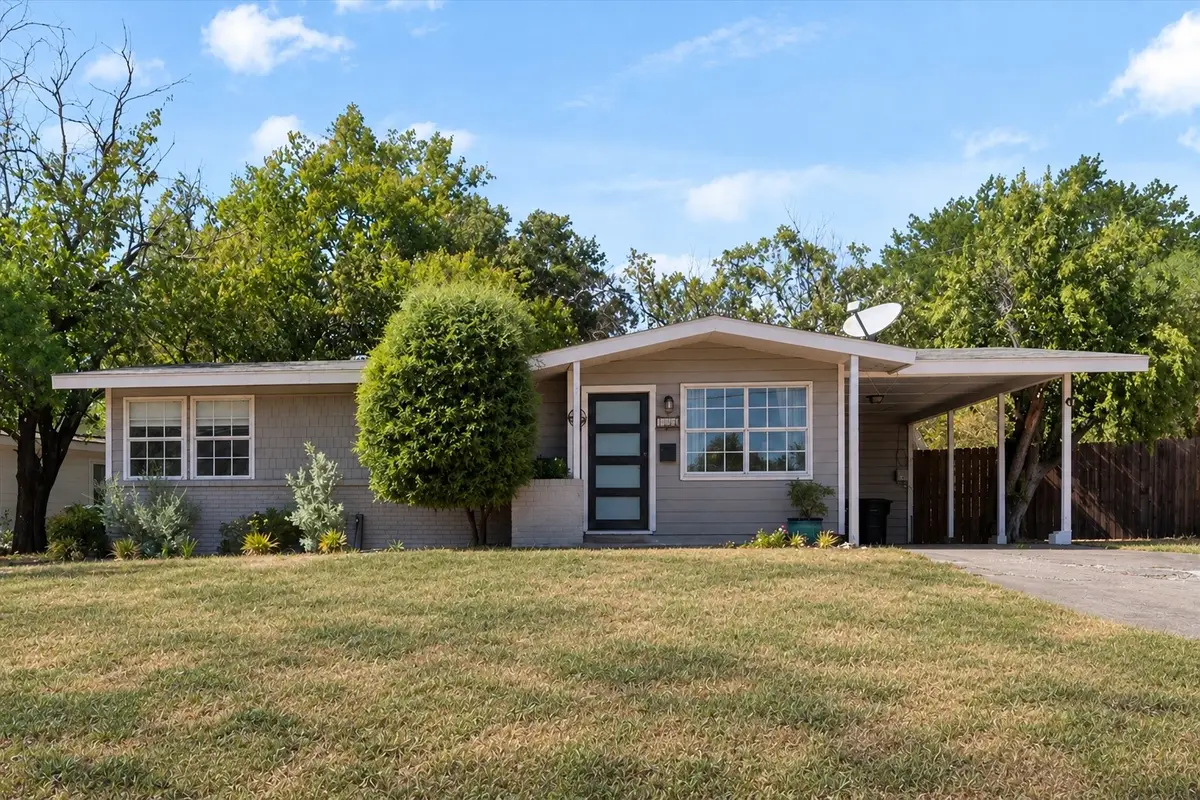 4800 Kilpatrick Avenue, Fort Worth, TX 76107 - #1