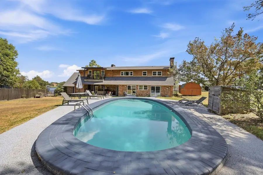 420 Kiowa Drive W, Gainesville, TX 76240 - #2