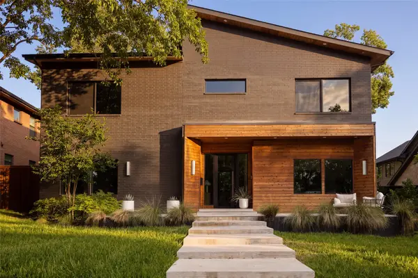7115 Casa Loma Avenue, Dallas, TX 75214