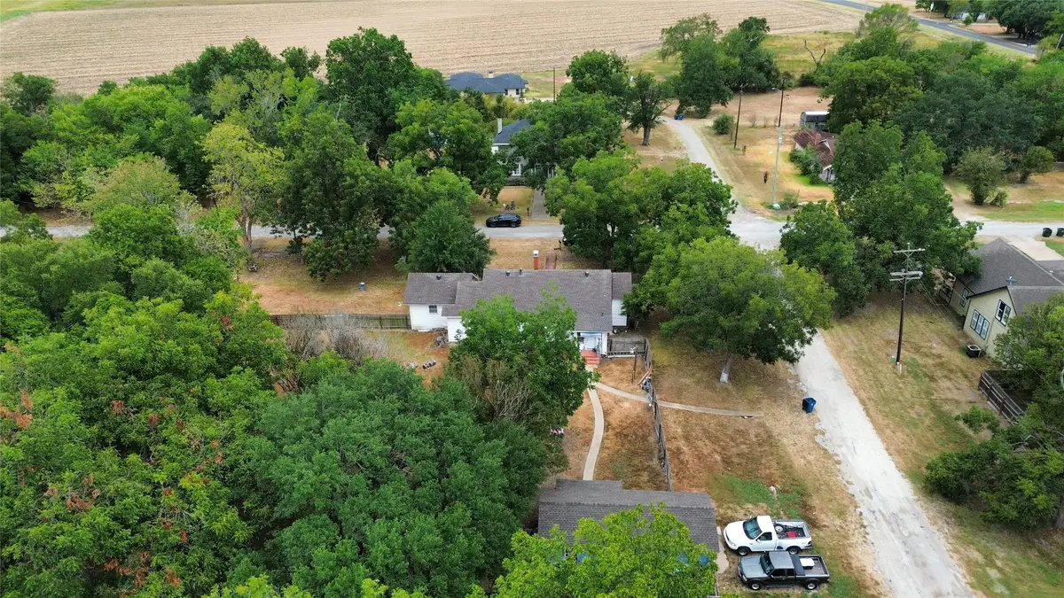 301 SE 5th Street, Kerens, TX 75144 - #1