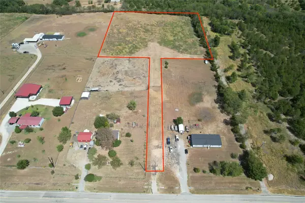 8701 Fm 697, Whitewright, TX 75491
