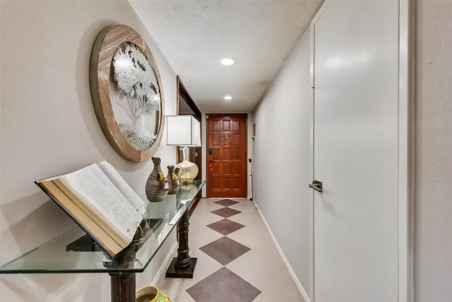 5017 Pemberton Lane, The Colony, TX 75056 - #2