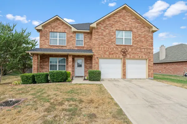 207 Equestrian Drive, Waxahachie, TX 75165
