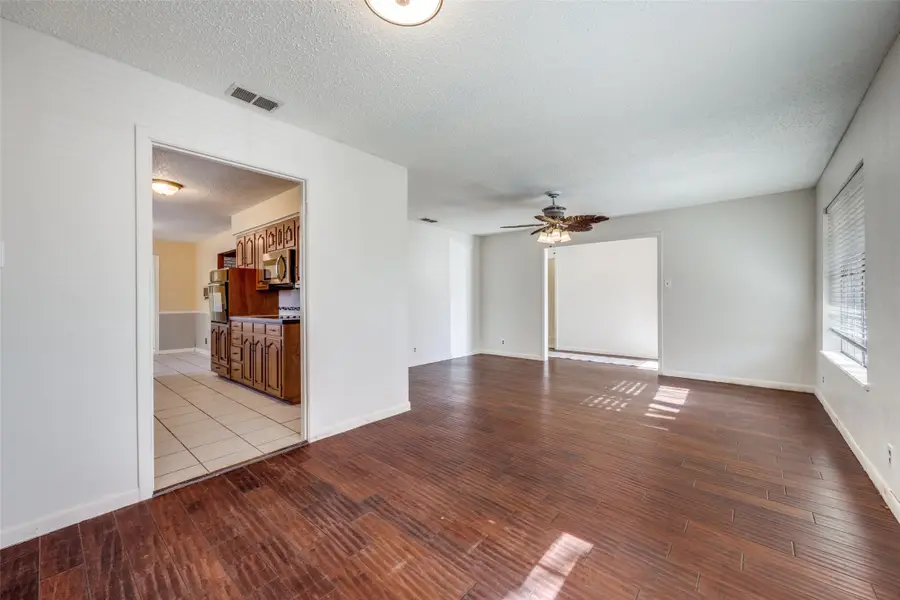 1405 Lakewood Drive, Sherman, TX 75092 - #3