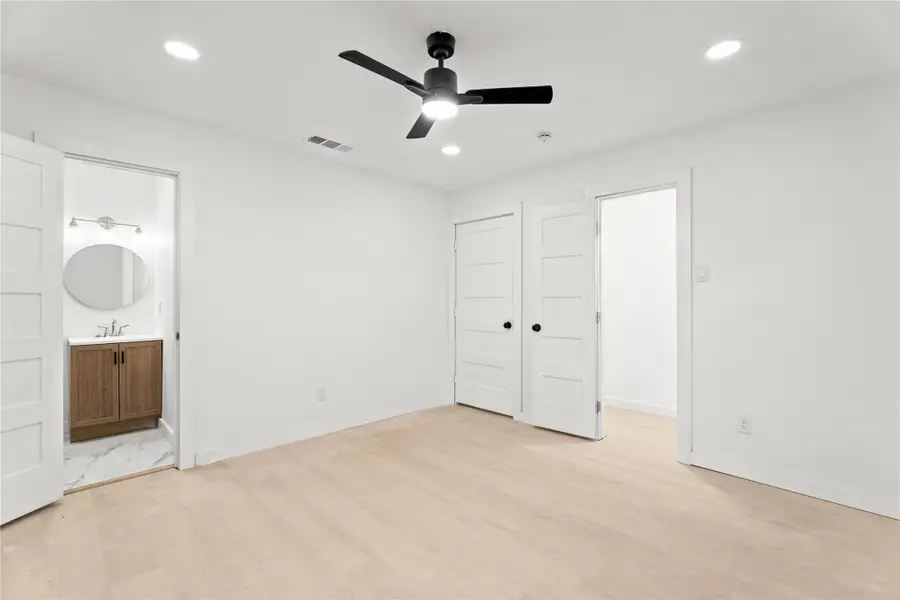 110 Hackberry Street, Lancaster, TX 75146 - #3