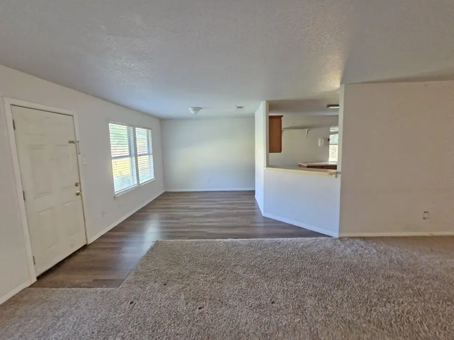 6204 Kelly Drive, Granbury, TX 76048 - #2