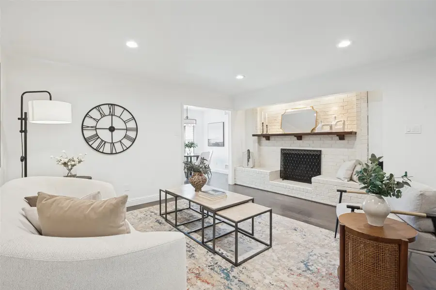 906 Loganwood Avenue, Richardson, TX 75080 - #2
