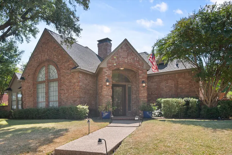 523 Cooper Street, Grand Prairie, TX 75052 - #2