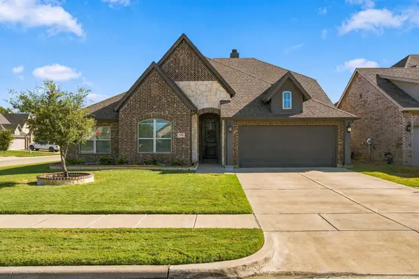 288 Brazos Street, Burleson, TX 76028