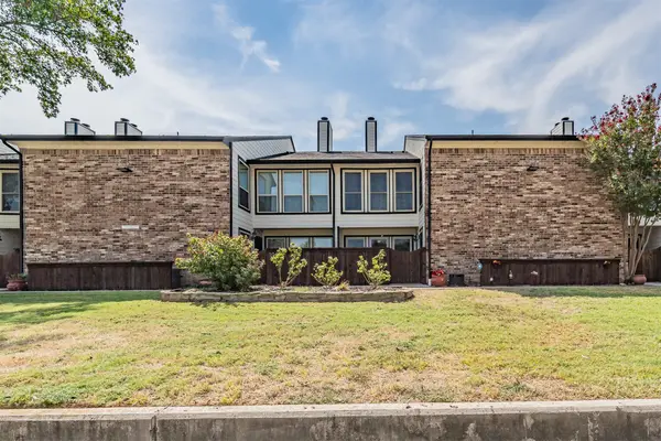 714 E Wall Street #105, Grapevine, TX 76051