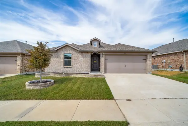 2208 Denmark Lane, Fort Worth, TX 76108