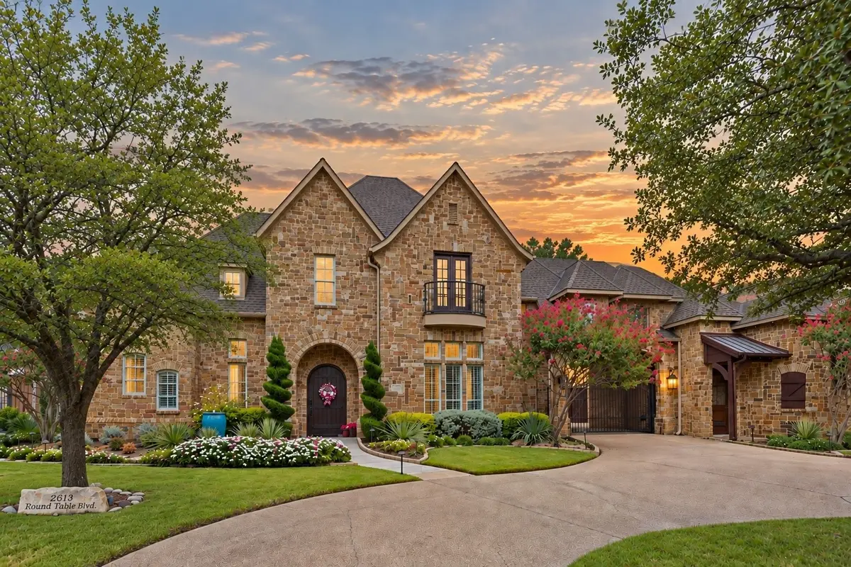 2613 Round Table Boulevard, Lewisville, TX 75056 - #1