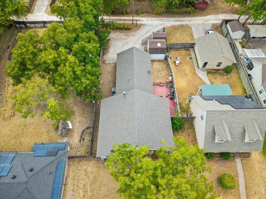 510 E Avenue F, Midlothian, TX 76065 - #3