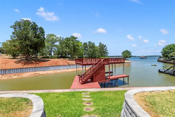 5459 Woodland Shores Drive, Log Cabin, TX 75148