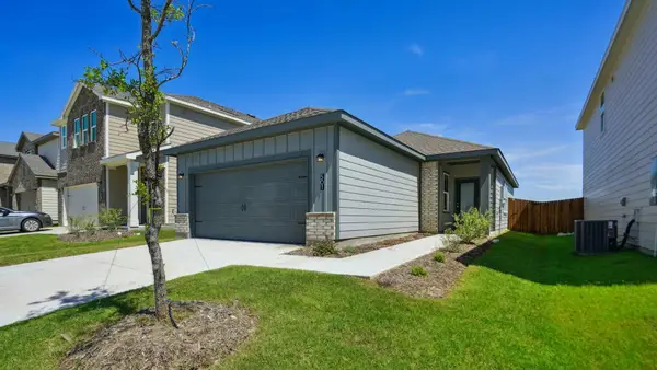 5725 Roadhouse Drive, Forney, TX 75126