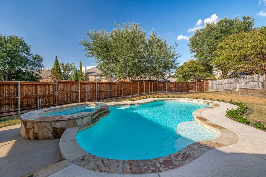 2405 Warwick Circle, McKinney, TX 75072 - #2